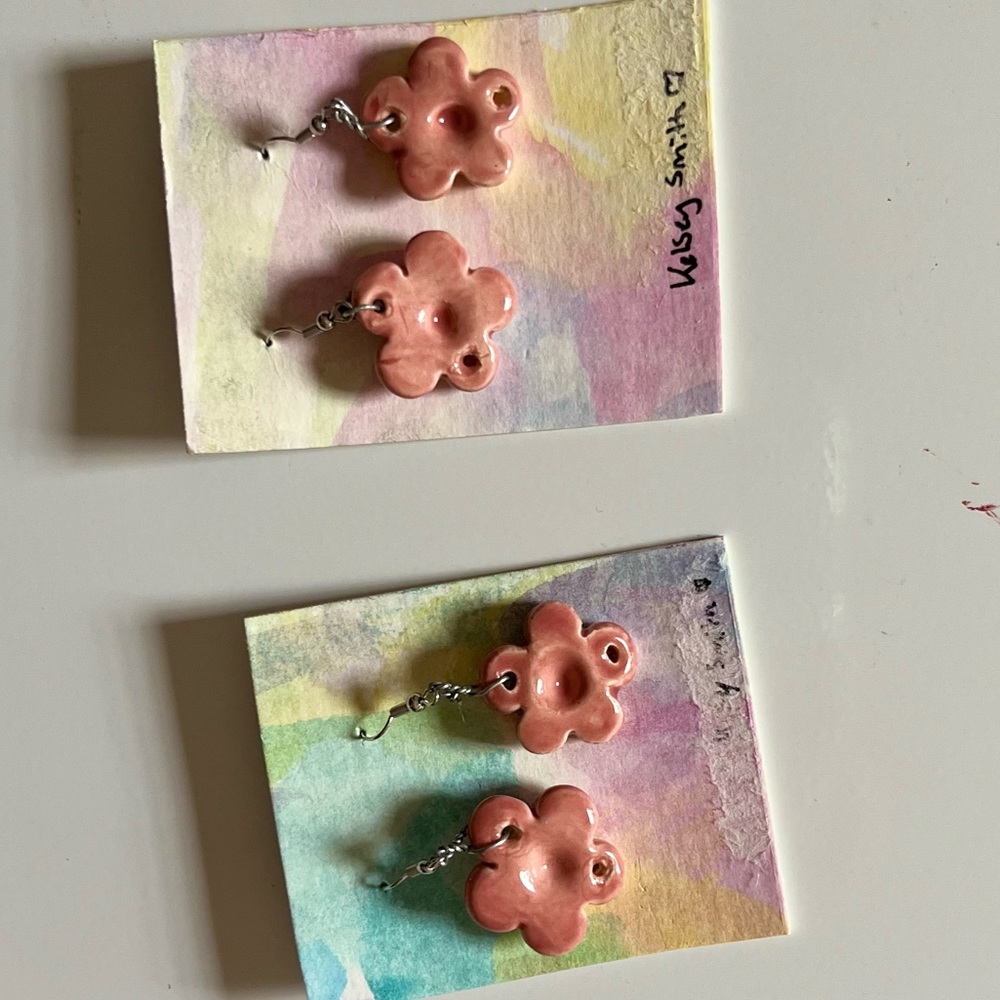 Ceramics pics Flower earring